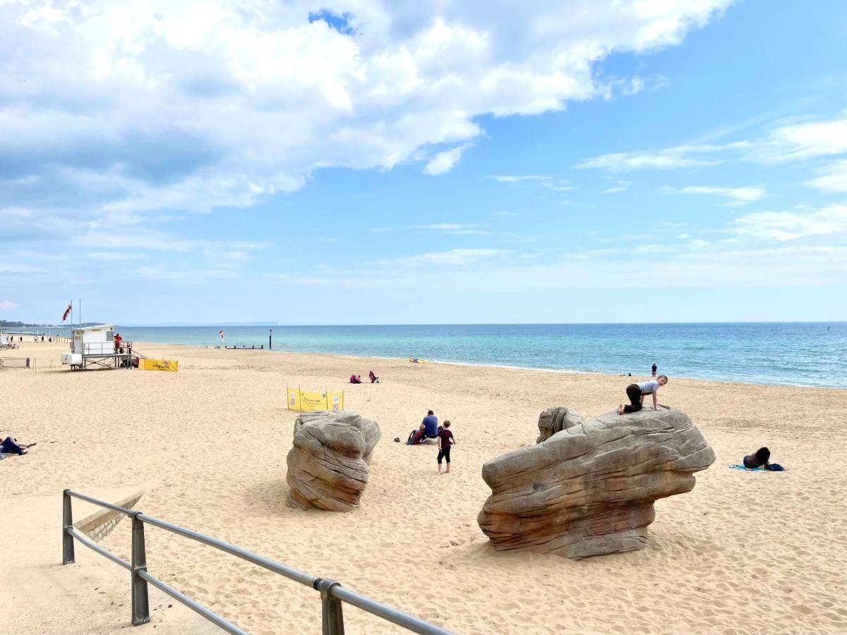Sea View Family Stay By Beach Gym & Parking Борнмут Экстерьер фото