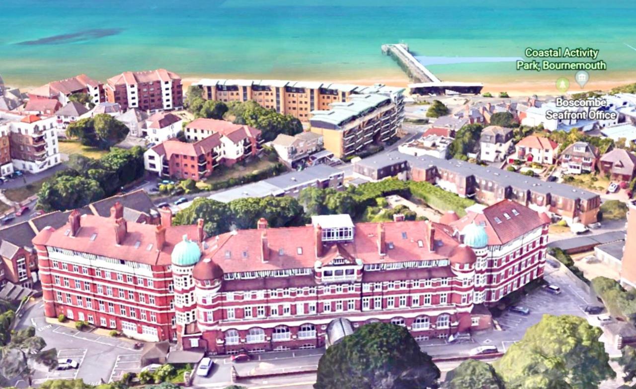 Sea View Family Stay By Beach Gym & Parking Борнмут Экстерьер фото