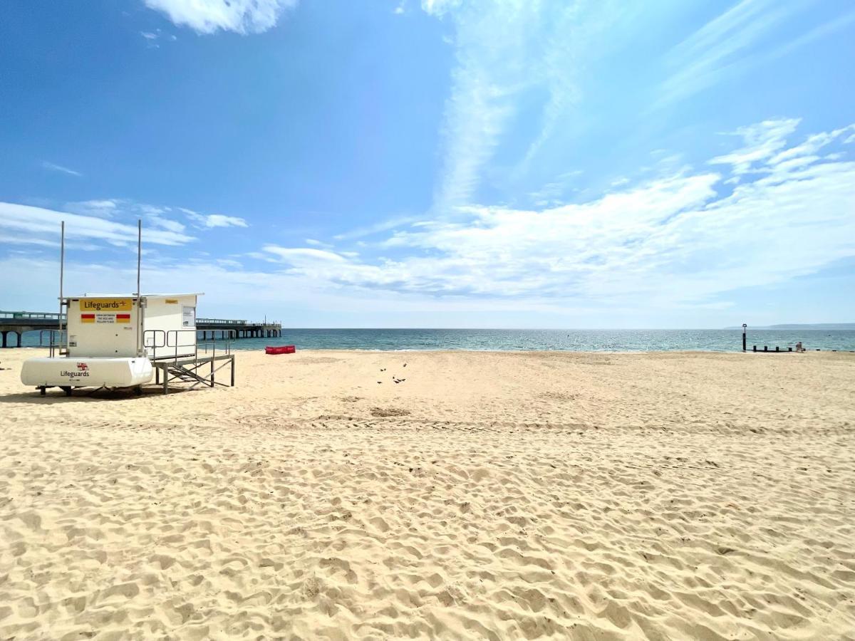 Sea View Family Stay By Beach Gym & Parking Борнмут Экстерьер фото