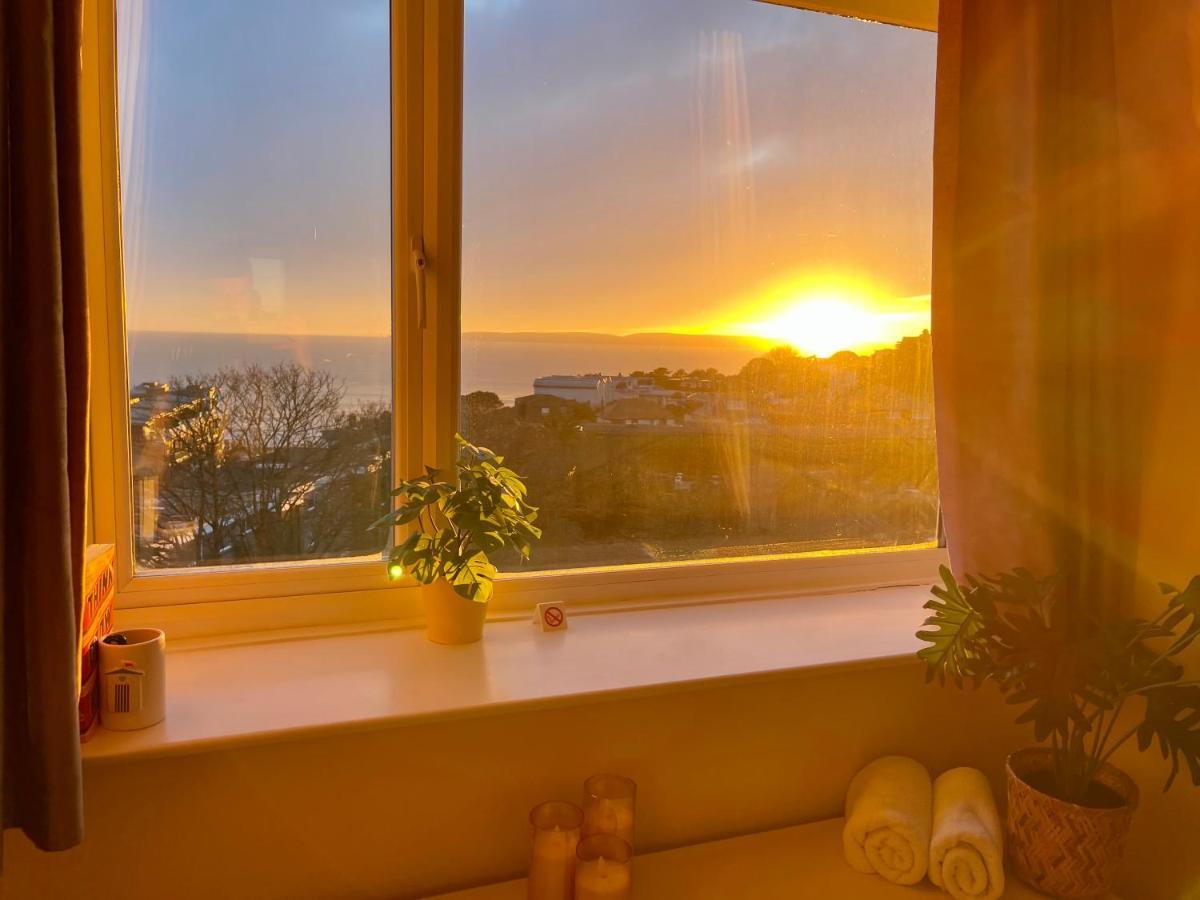 Sea View Family Stay By Beach Gym & Parking Борнмут Экстерьер фото