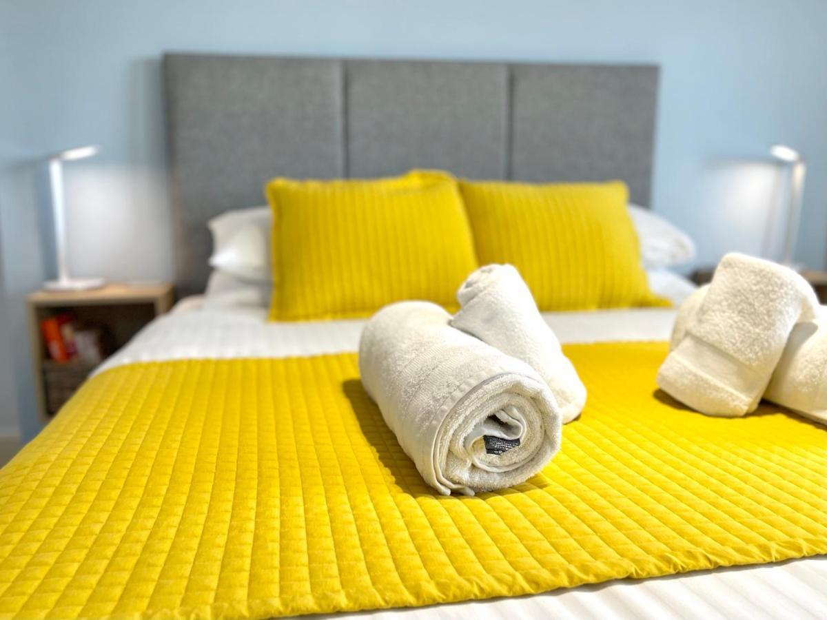 Sea View Family Stay By Beach Gym & Parking Борнмут Экстерьер фото