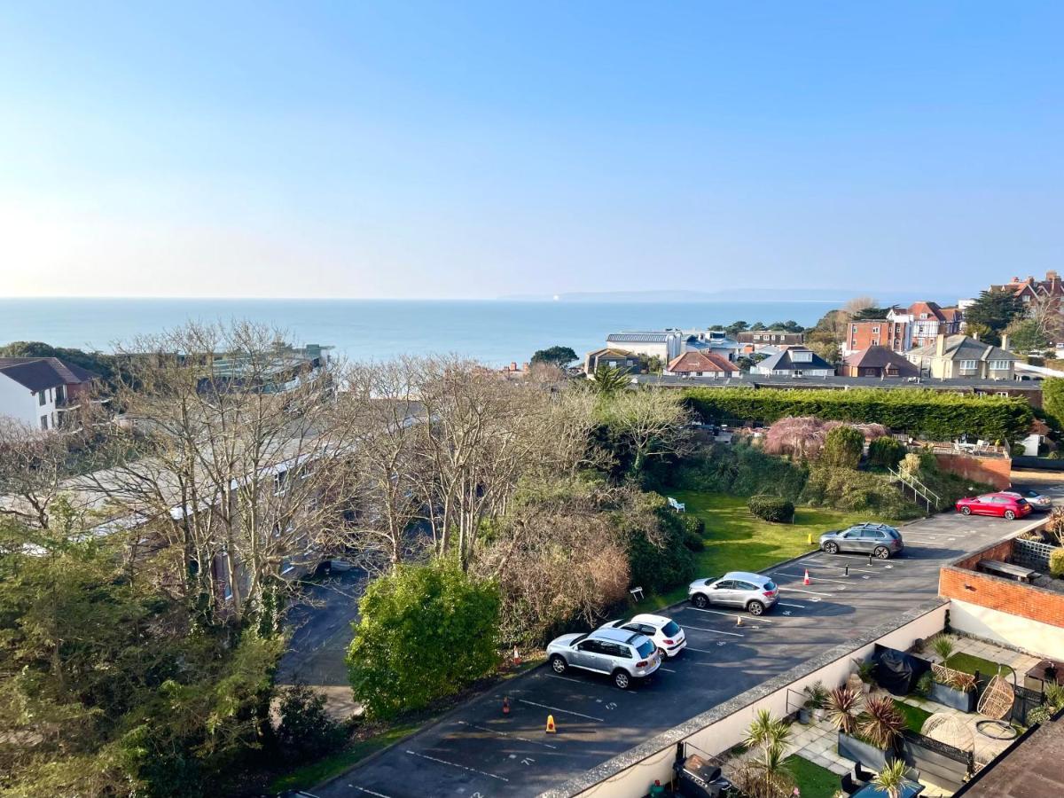 Sea View Family Stay By Beach Gym & Parking Борнмут Экстерьер фото