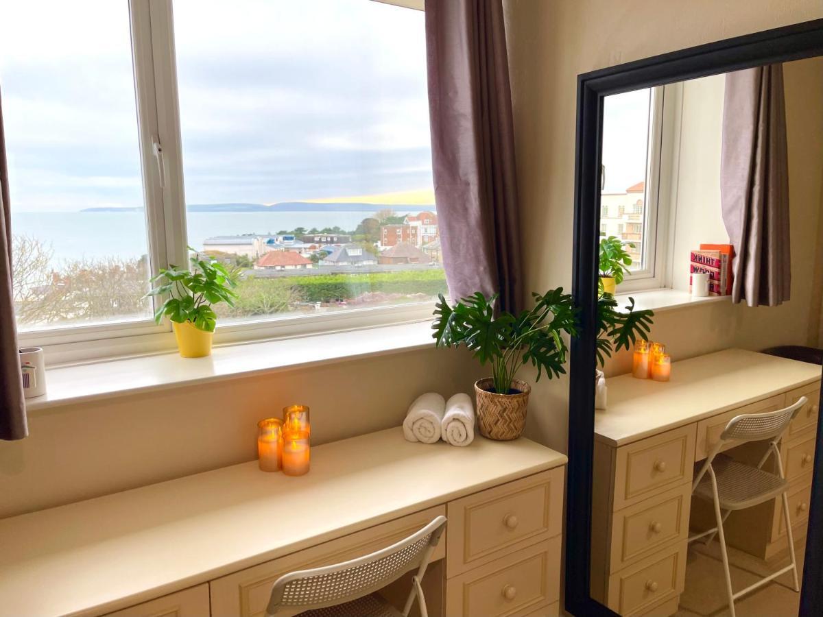 Sea View Family Stay By Beach Gym & Parking Борнмут Экстерьер фото